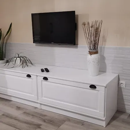 ホームステイ Huelva Garden アルハラケ