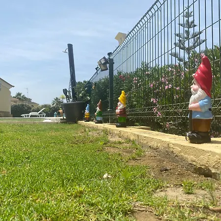 ホームステイ Huelva Garden *